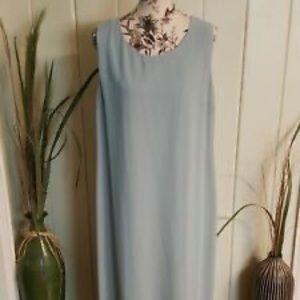 LIKE NEW Karin Stevens vintage sleeveless shift dress in light green size 10